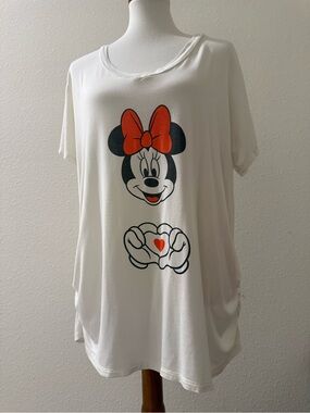 Minnie Mouse t-shirt